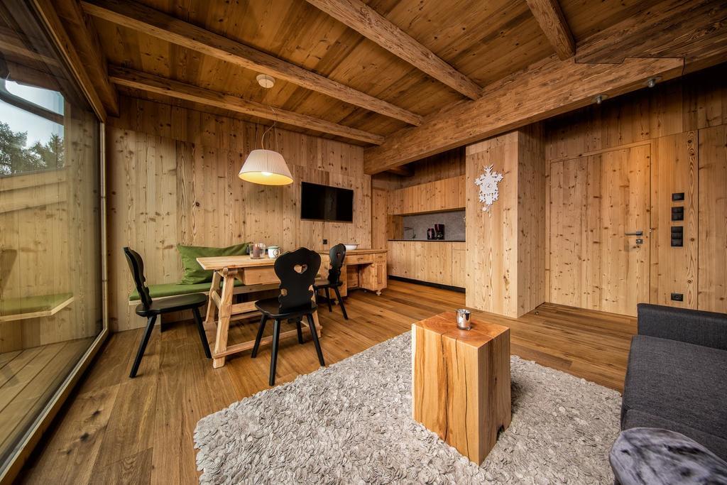 Hubertus Dolomites Aparthotel Fiè Εξωτερικό φωτογραφία